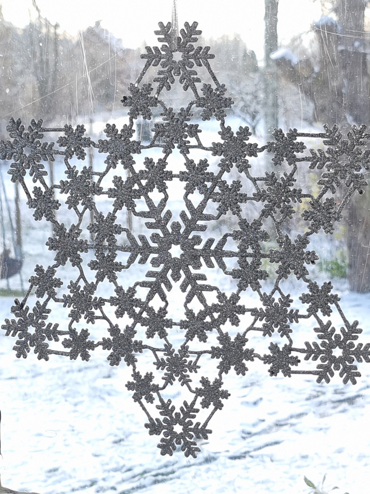 Stjärna snöflinga dekoration till jul. Besök blickfång.se