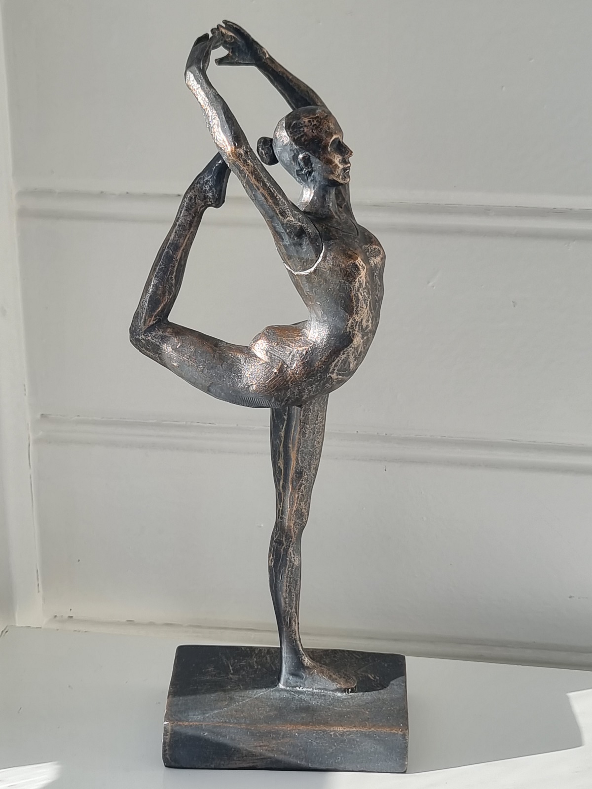 Ballerina-dansare-figur-balett-skulptur