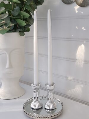 Ljusstake par i fattigmanssilver. Besök blickfång.se