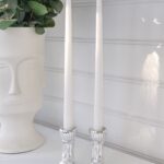 Ljusstake par i fattigmanssilver. Besök blickfång.se