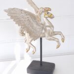 Pegasus häst med vingar för dekoration. Besök Blickfång.se