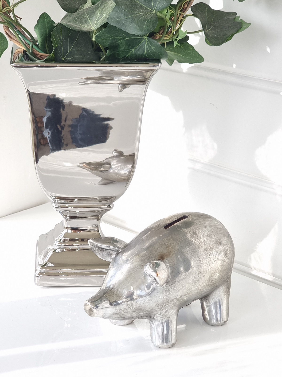 Spargris i silver dekoration. Besök Blickfång.se