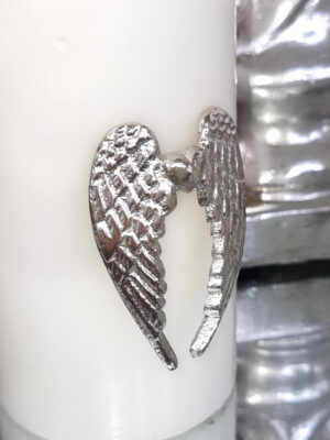 Ljussmycke pin änglavingar i silver. Besök Blickfång.se