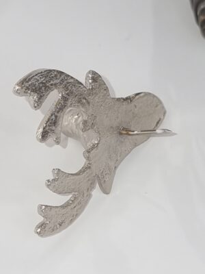 Pins ljussmycke hjort i silver. Besök Blickfång.se
