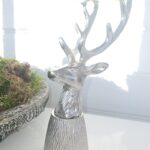 Hjort i silver ljusstake till blockljus. Besök blickfång.se