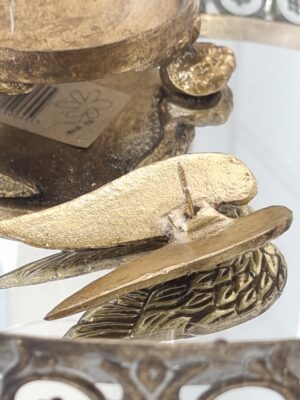 Änglavingar i guld ljussmycke pin. Besök blickfång.se