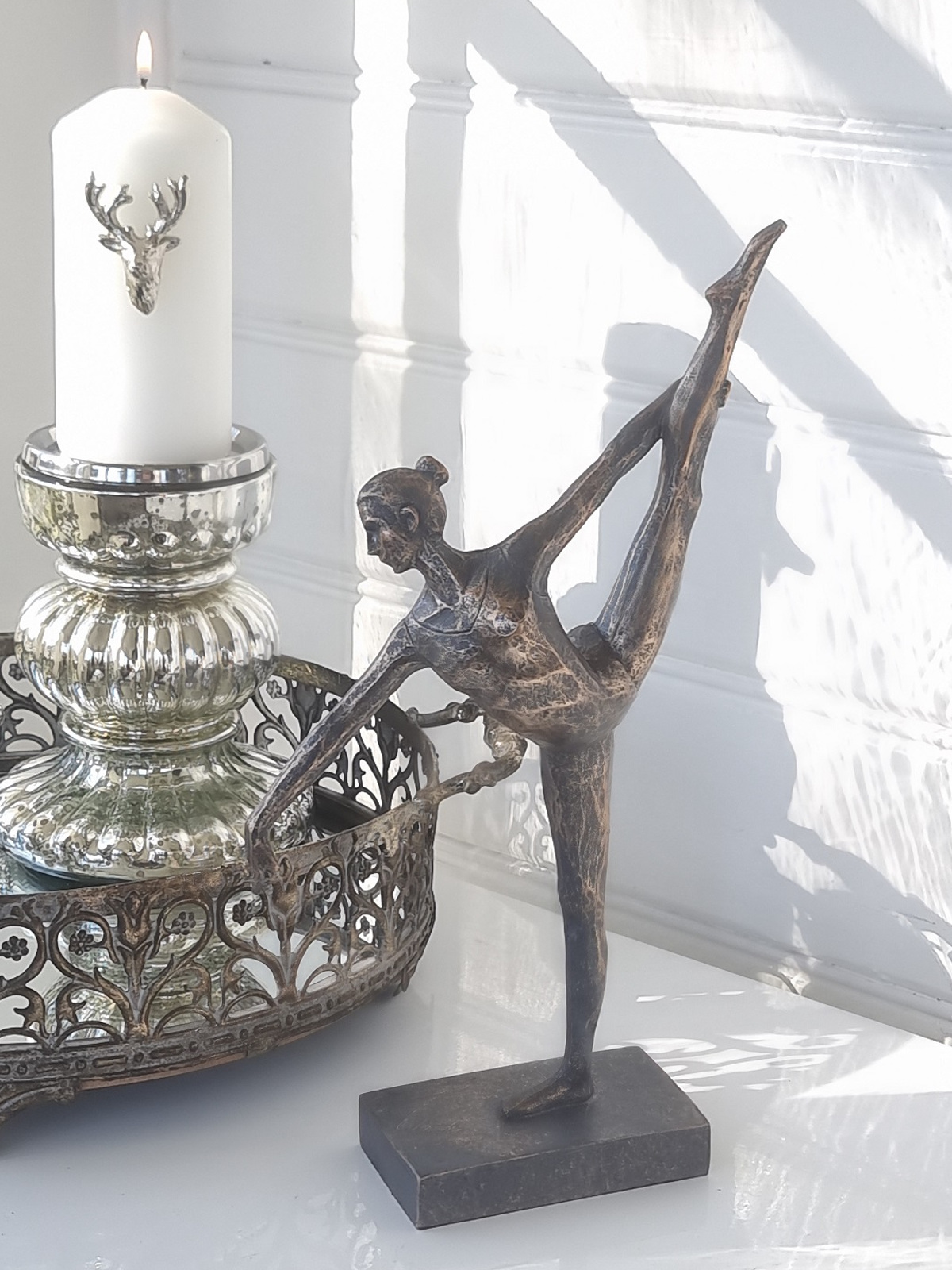Ballerina dansare figur balett. Besök blickfång.se