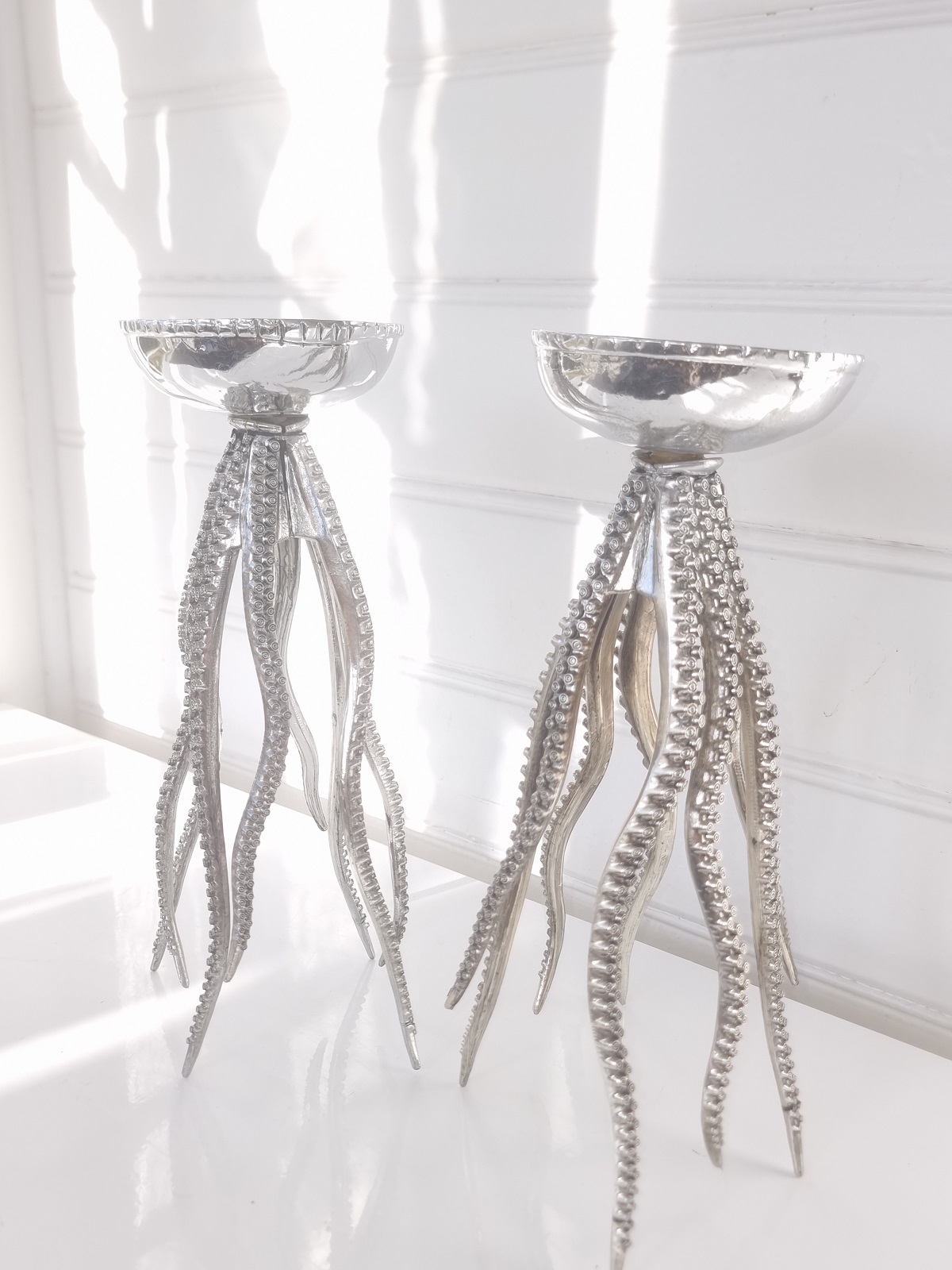 Bläckfisk ljuslykta i silver. Besök Blickfång.se