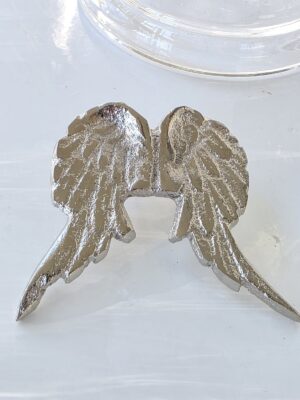 Ljusdekoration ljussmycke vingar i silver. Besök blickfång.se