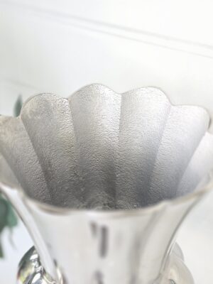 Pokal kruka i silver metall. Besök blickfång.se