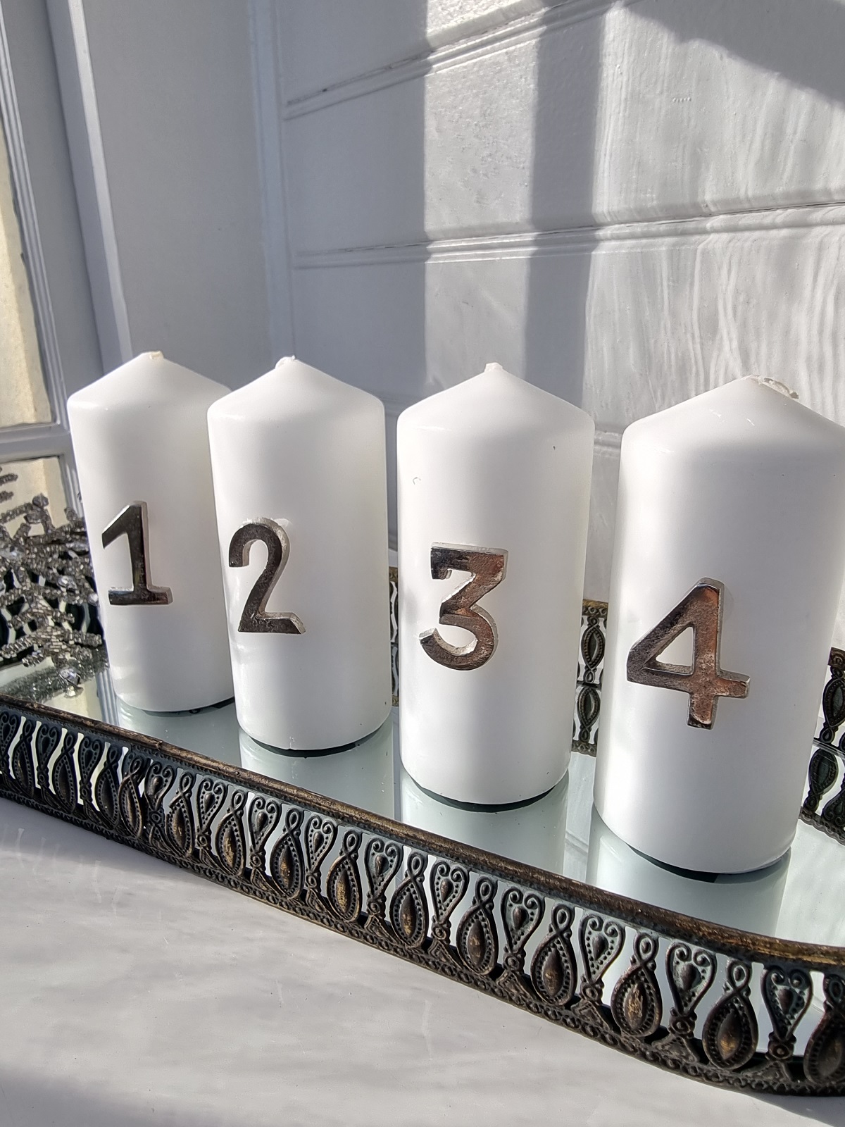 Adventssiffror-i-guld-till-blockljus