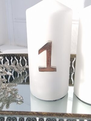 Adventssiffror i silver till blockljus. Besök blickfång.se